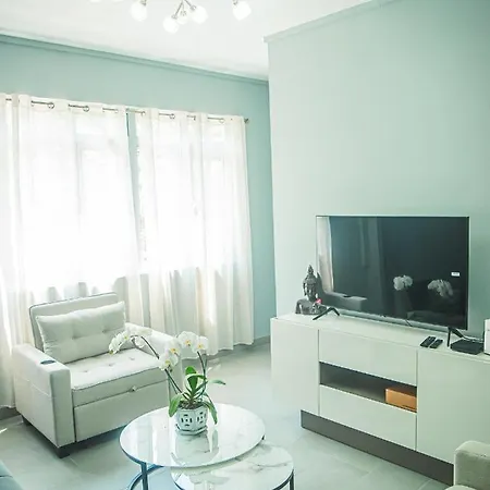 Gorgeous Kej In Pereybere 2 Bed Apartment Pereybere Beach Exterior photo