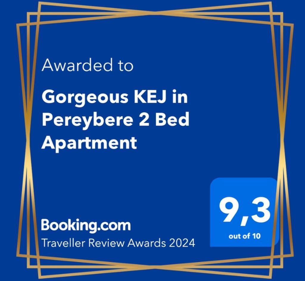 Gorgeous Kej In Pereybere 2 Bed Apartment Pereybere Beach