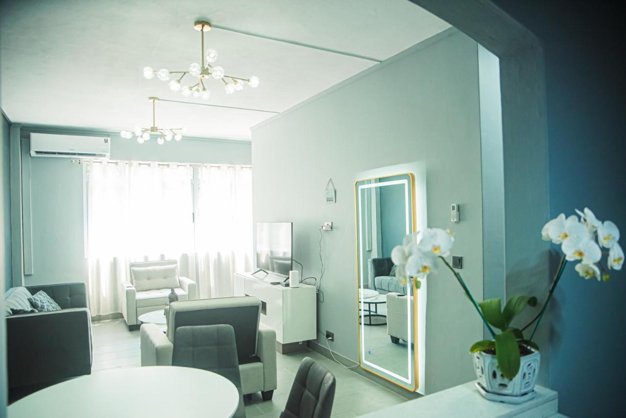 Gorgeous Kej In Pereybere 2 Bed Apartment Pereybere Beach